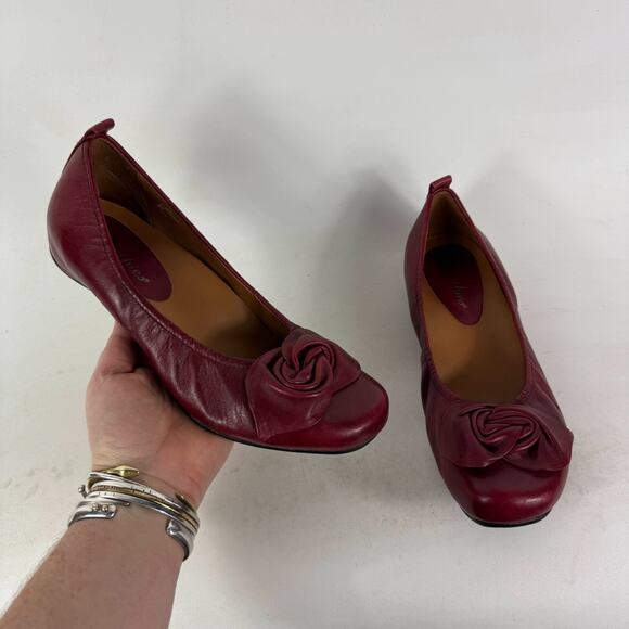Earthies Rubio Bordeaux Ballet Flats Women's 8 Red Leather Slip-On Almond Toe - Picture 1 of 10